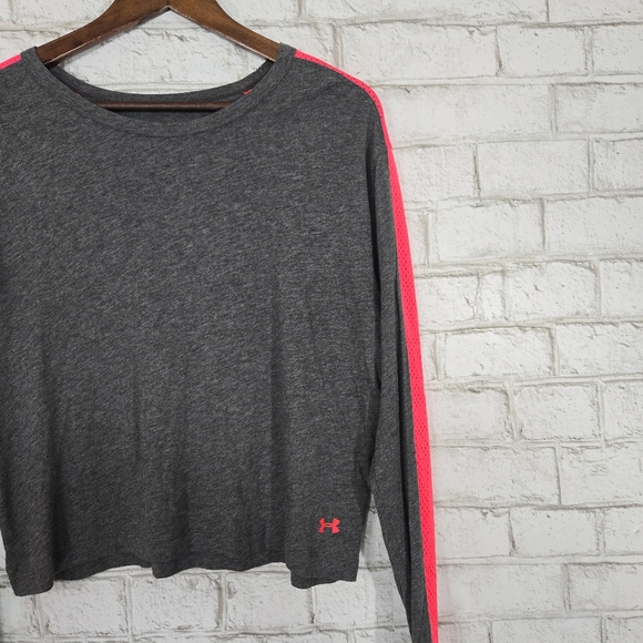 Under Armour long sleeve tee - Picture 6 of 15